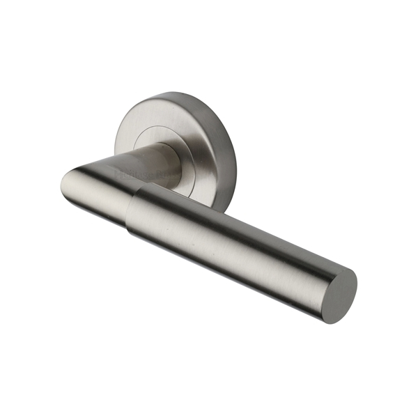 BAUHAUS MITRED LEVER HANDLE ON ROUND ROSE